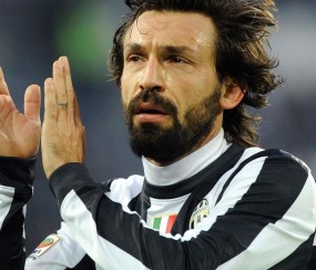 开云官网-反手一击，撼动的不只是赛点，阿扎伦卡的绝杀与网坛的回响，一记反手绝杀，撼动赛点与网坛